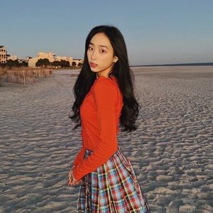 URBAN OUTFITTERS red/orange long sleeve top